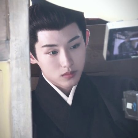 Liang Chen Mei Jin ()