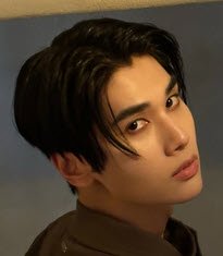 Dunks god-sculpted face