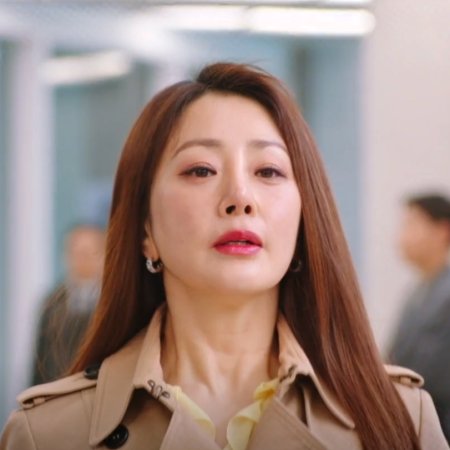 Confidence Queen (2025)