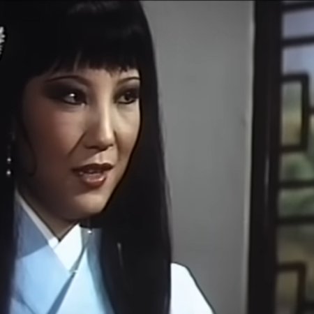 18 Swirling Riders (1977)