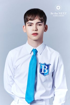 Derek Dylan Burton Maneja