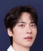 Yun Seung U