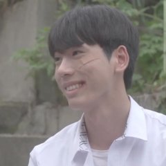 Hold Korean Movie photo