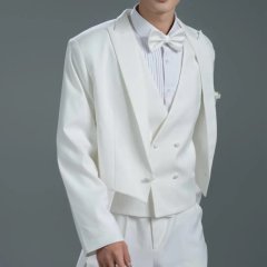 Ding Ji Hao Men Zong Cai Cheng Le Wo De Jin Si Que Chinese Drama photo