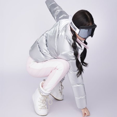 Ski into Love (2025)