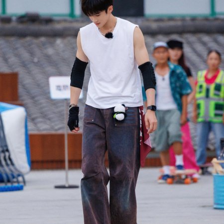 Sunshine Market (2025)