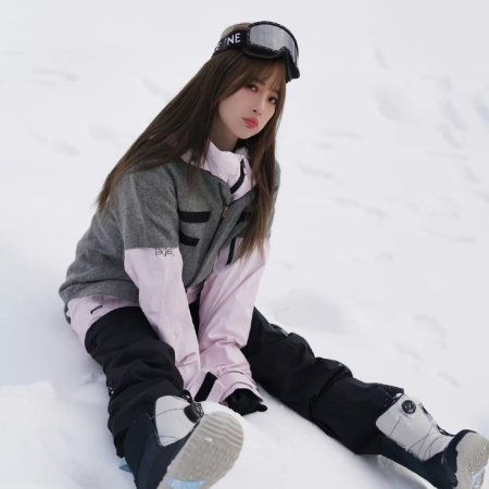 Let's Go Skiing (2022)