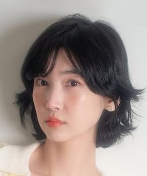 Ji Young Lee