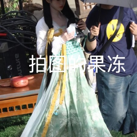 Lai Zhan ()