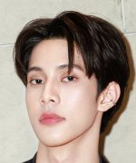 Dan Paraphon Khunjaroen