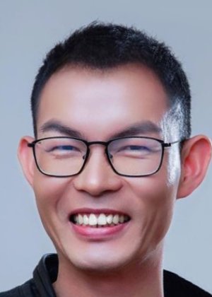 Lan Hong Chun in Back To Love Chinese Movie
