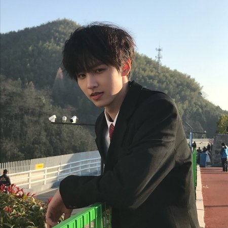 Xiao Fu De Qun Bai (2025)