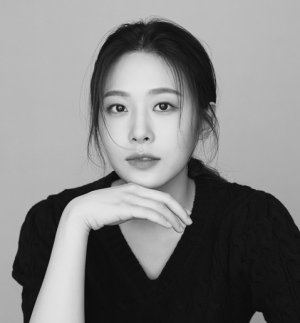 Yoon Sun Lee