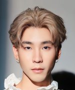 King Chayut Kemtongkum