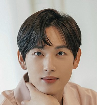 Yim Si Wan (임시완) -