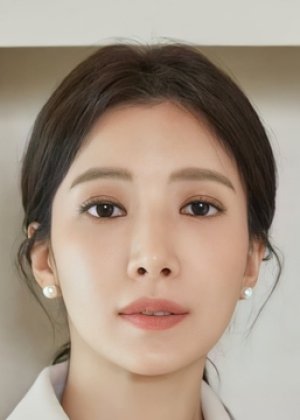 Yoon Se Ah in The Road: The Tragedy of One Korean Drama (2021)