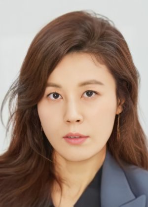 Kim Ha Neul in Kill Heel Korean Drama (2022)