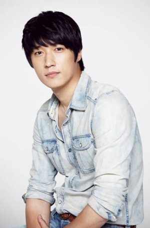 Hyun Jin Joo