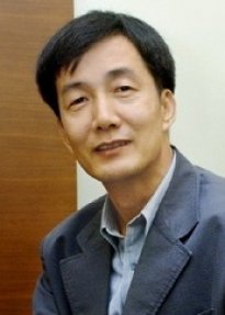 Gwon Lee Sang in Youth In Barefoot Korean Drama(2005)