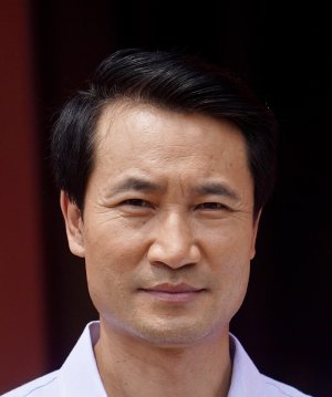 Jin Cheng Zhang