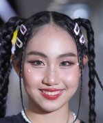Praewa Phatcharraphorn Yotrungrueang