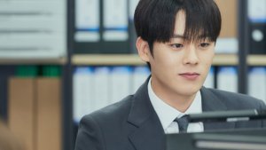 "Moving" Actor Lee Jung Ha has a Positive Outlook on Life in "The Auditors"