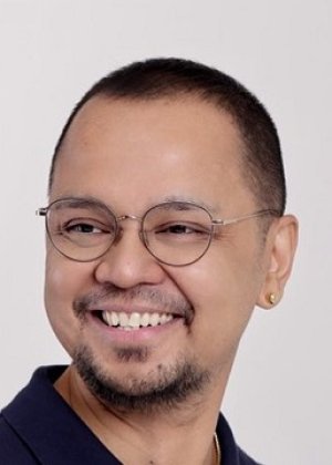 Chris Cahilig in Ang Lalaki Sa Likod ng Profile Philippines Drama(2023)