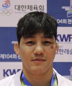 Hyun Woo Kim