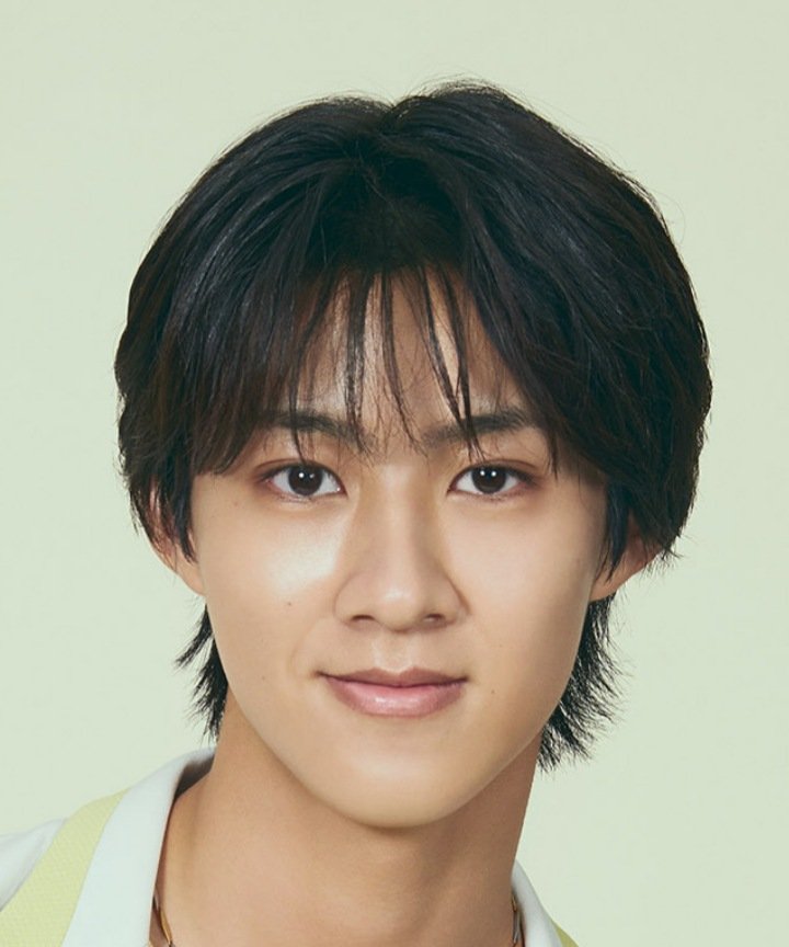 Soshino Shunta M!LK - potret member boyband Jepang