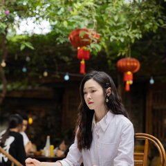 Fry Me to the Moon Chinese Drama photo