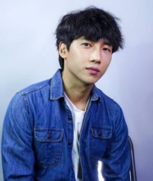 Jae Woong Jang