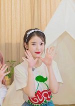 IU's Homebody Signal Korean TV Program photo