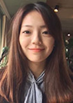 Park Ji Hyun in Fridge Korean Movie(2016)