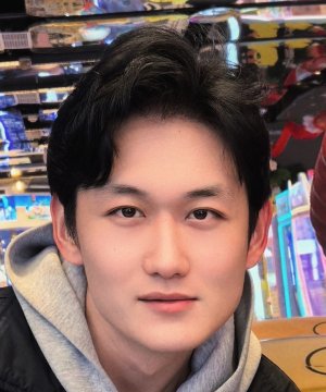 Mai Jie Zhou
