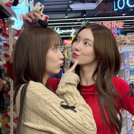 Enemies with Benefits ()