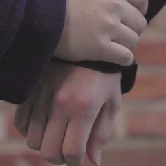 Hold Me Korean Movie photo