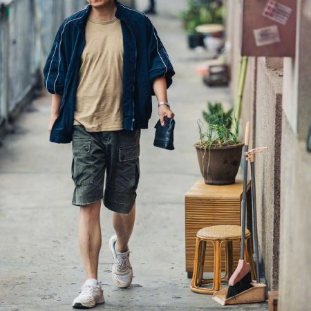 Light to the Night ()