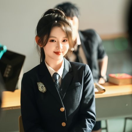 Shi Ba Sui Tai Nai Nai Jia Dao, Chong Zheng Jia Zu Rong Yao (2025)