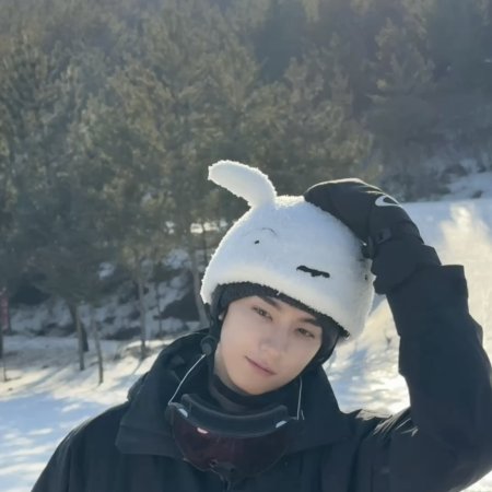 Ski into Love (2025)