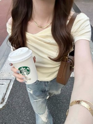 Clara