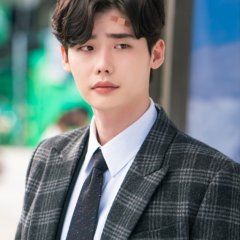 Lee Jong Suk photo