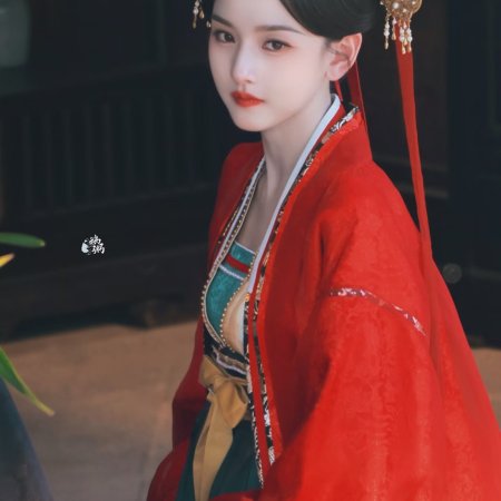 The Palace Stewardess ()