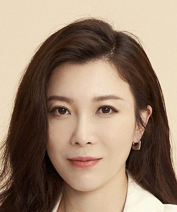 Yan Yan Zhang