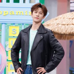 Li Yun Rui photo