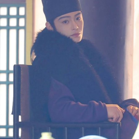 The Palace Stewardess ()