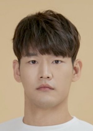 Im Hwi Jin in Life of Jung, Lee, Ro, and Woon Korean Drama (2021)