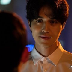 Lee Dong Wook shows dark side in 'Strangers from Hell