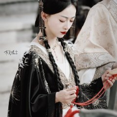 Kill Me Love Me () photo