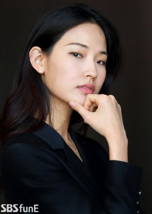 Hyun Joo Hwang