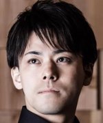 Yokoyama Masaru Fotoğraf